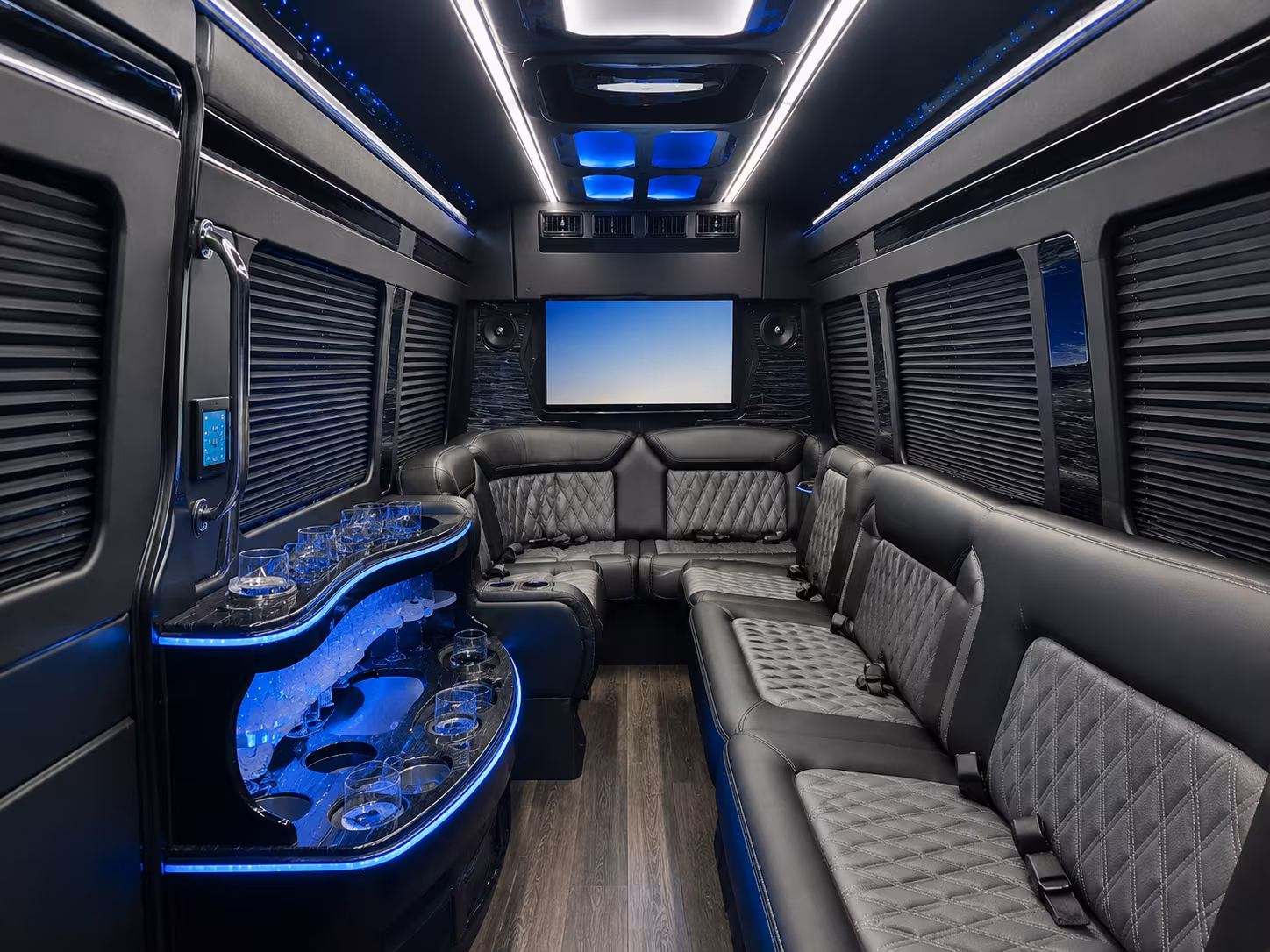 gated community and country club wedding shuttles in pleasanton