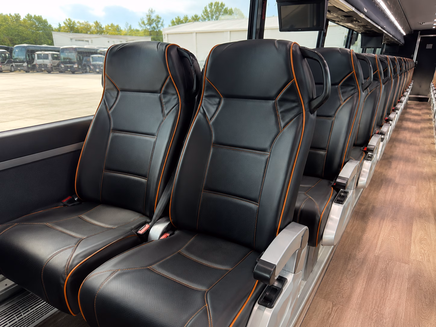 giants game bus rentals from the tri valley to oracle park