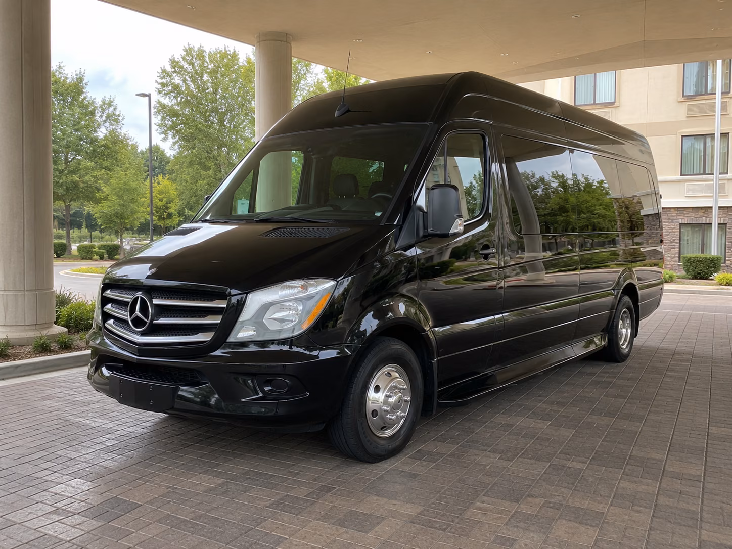 pleasanton wine tour brewery transportation